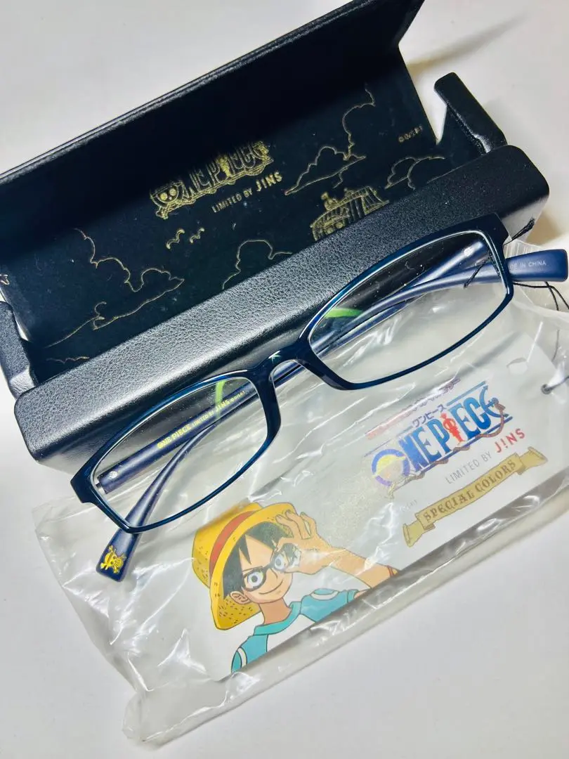【JINS】ONE PIECE（ワンピース）ルフィモデル　伊達メガネ　クリア アニメ「ワンピース」コラボ眼鏡、「ルフィ」モデルを先行発売