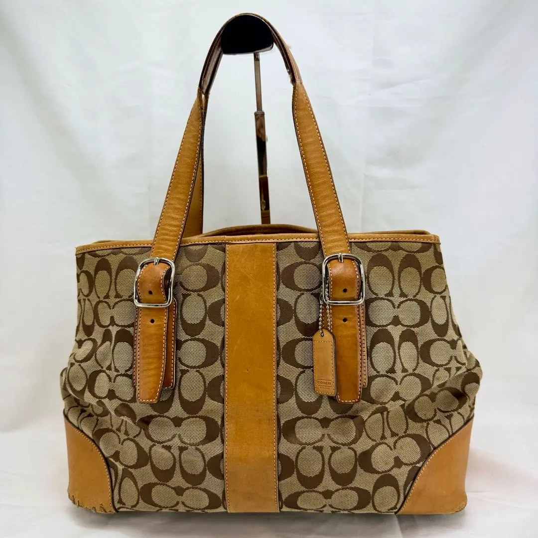 Thumbnail of Coach handbag 547