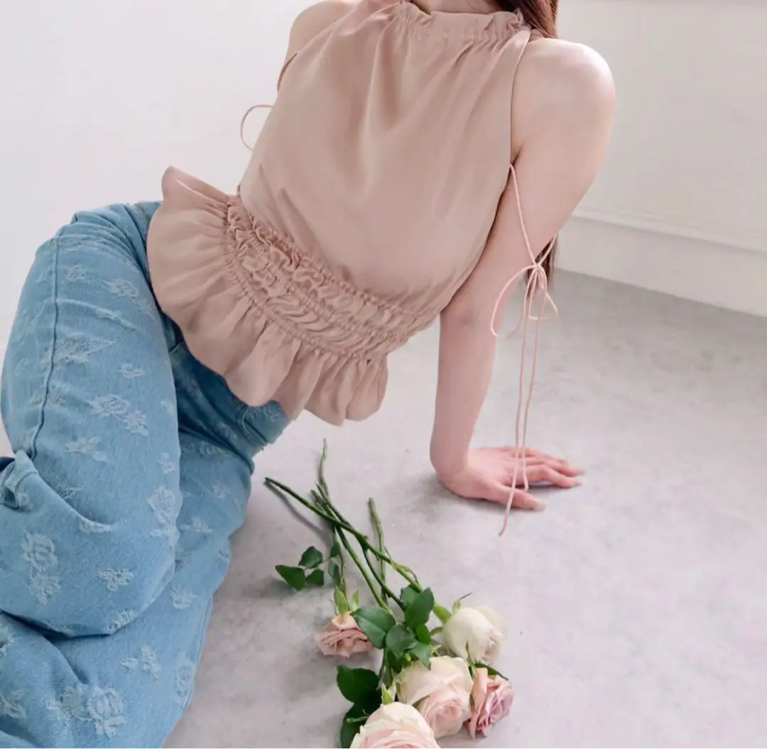 【 YILON MADE】Satin ribbon tops ホワイト 新品】YILON MADE Satin ribbon tops アイボリー - メルカリ