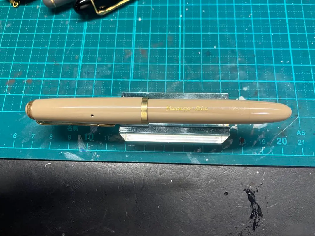 珍品　Kaweco Dia 802G ベージュ　字幅EF　14金ニブ 珍品 Kaweco Dia 802G ベージュ 字幅EF 14金ニブ （即出荷