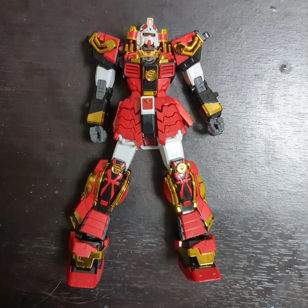 真武者頑駄無 1/100 MG プラモデル　お手付き品　ジャンク Amazon | MG 真武者頑駄無 | プラモデル 通販