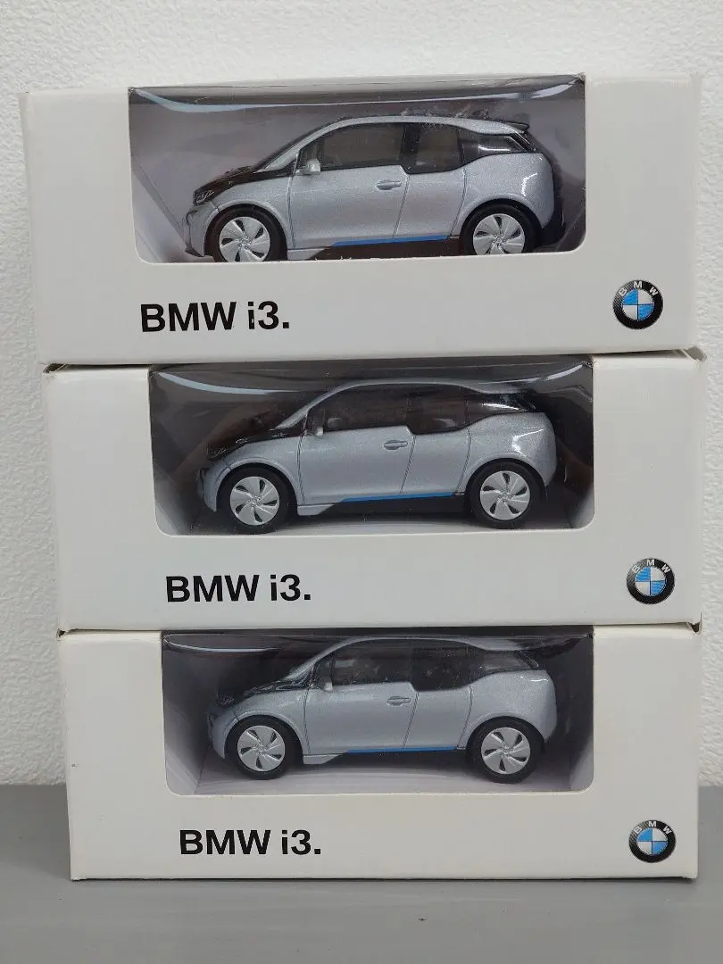 【新品、正規品】BMW I3 ミニカー Tiny City Exhibition Exclusive Diecast Car: BMW i3 Clock Car