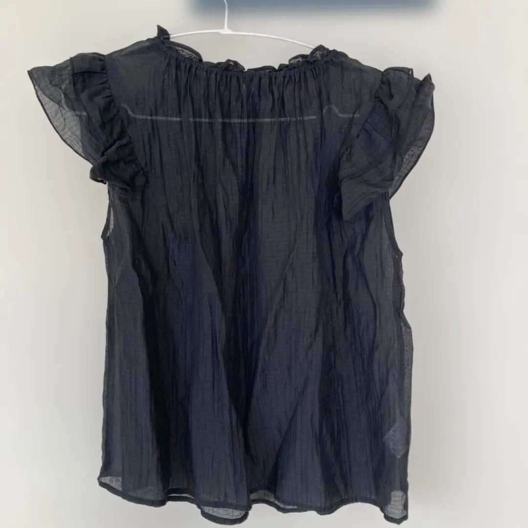 荷葉袖黑色無袖襯衫 L 的縮圖