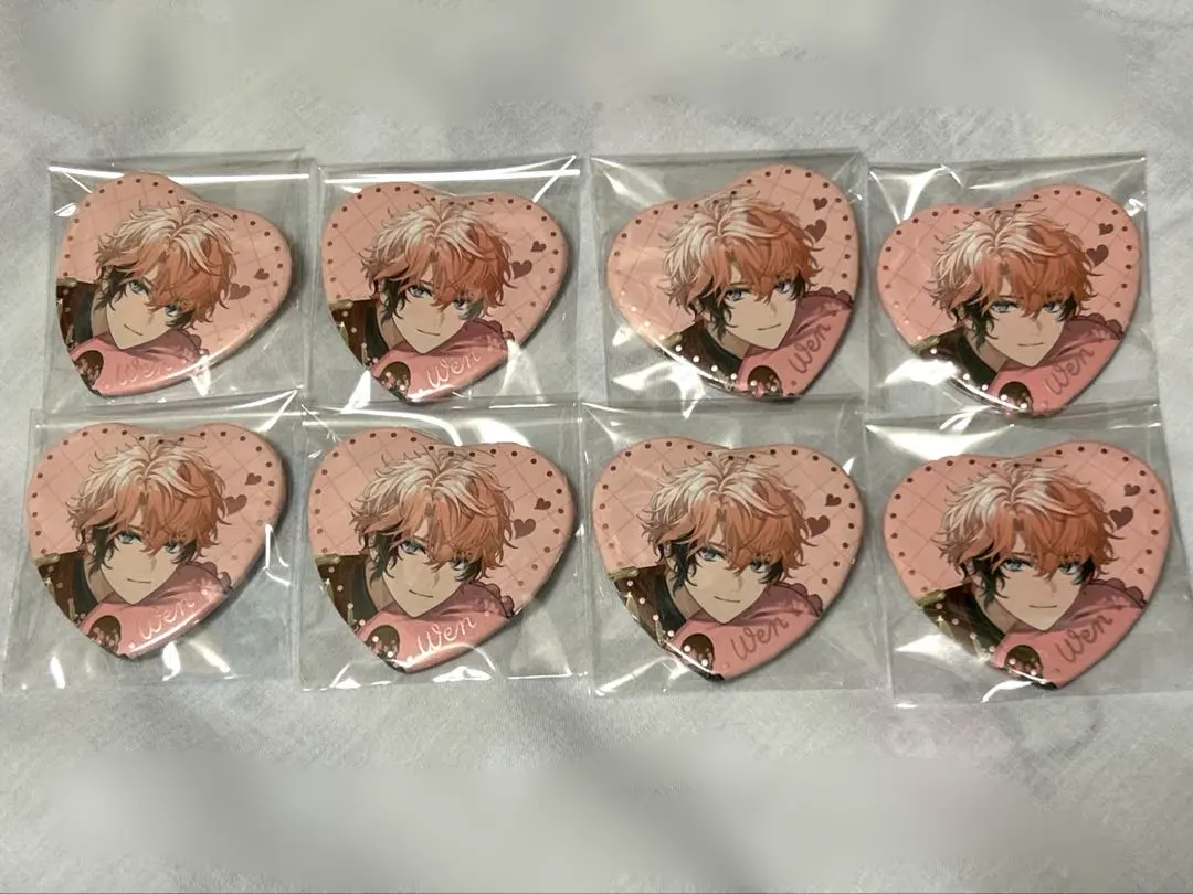 Thumbnail of NIJISANJI Valentine's Day Melty Valentine Can Badge, Akagi Wen