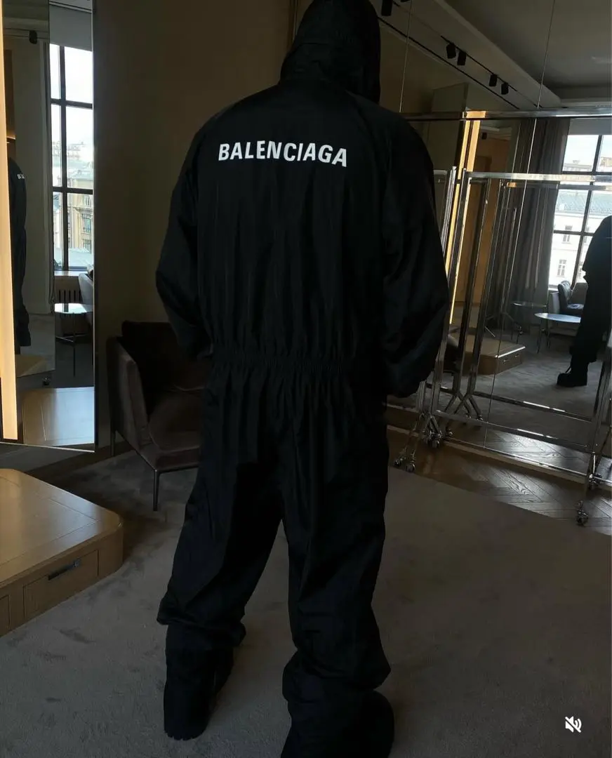 2025年最新】BALENCIAGA オーバーオール・つなぎの人気アイテム