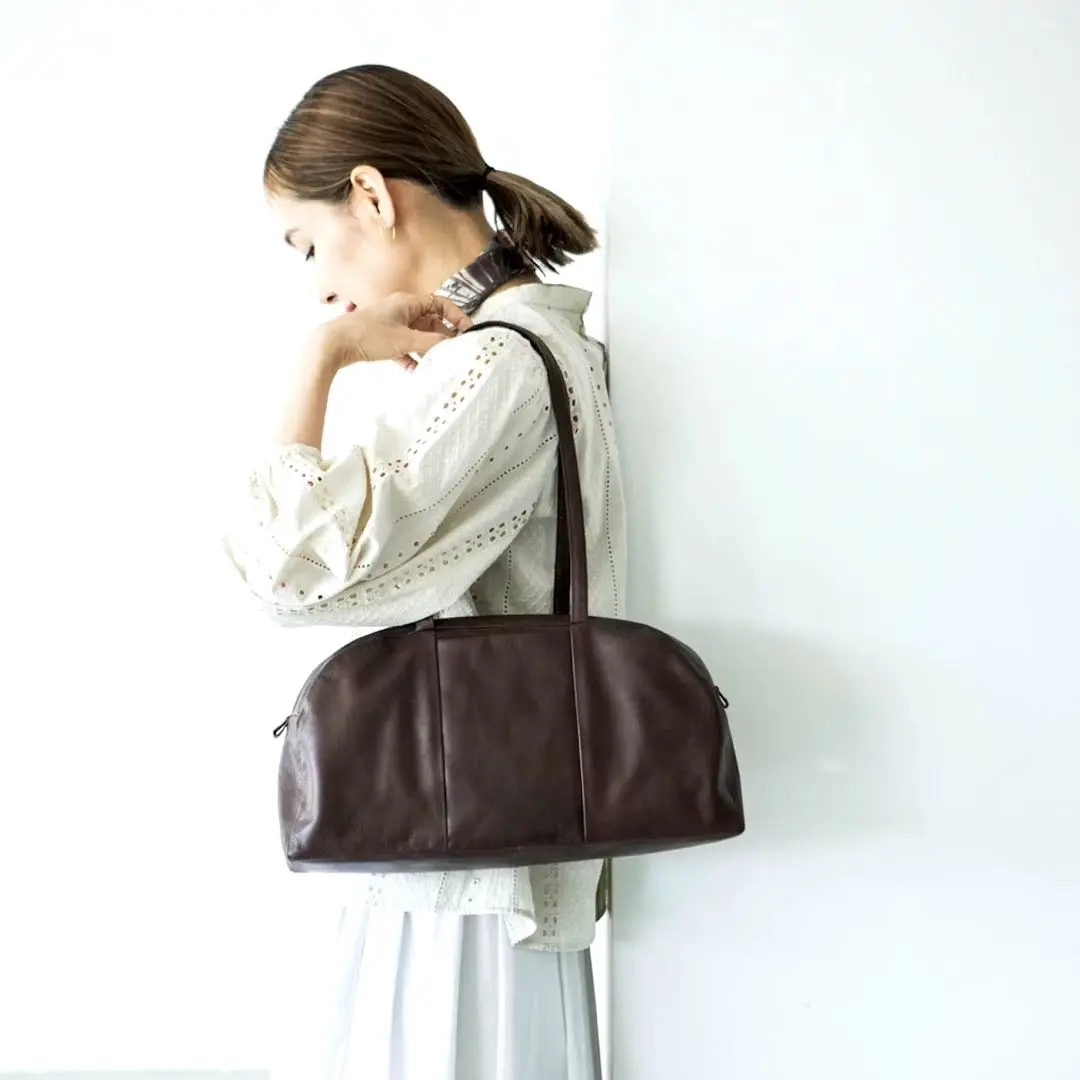 北欧、暮らしの道具店　一田慶子さんラウンドレザーバッグ ブラック 美品 北欧、暮らしの道具店一田慶子さんラウンドレザーバッグ