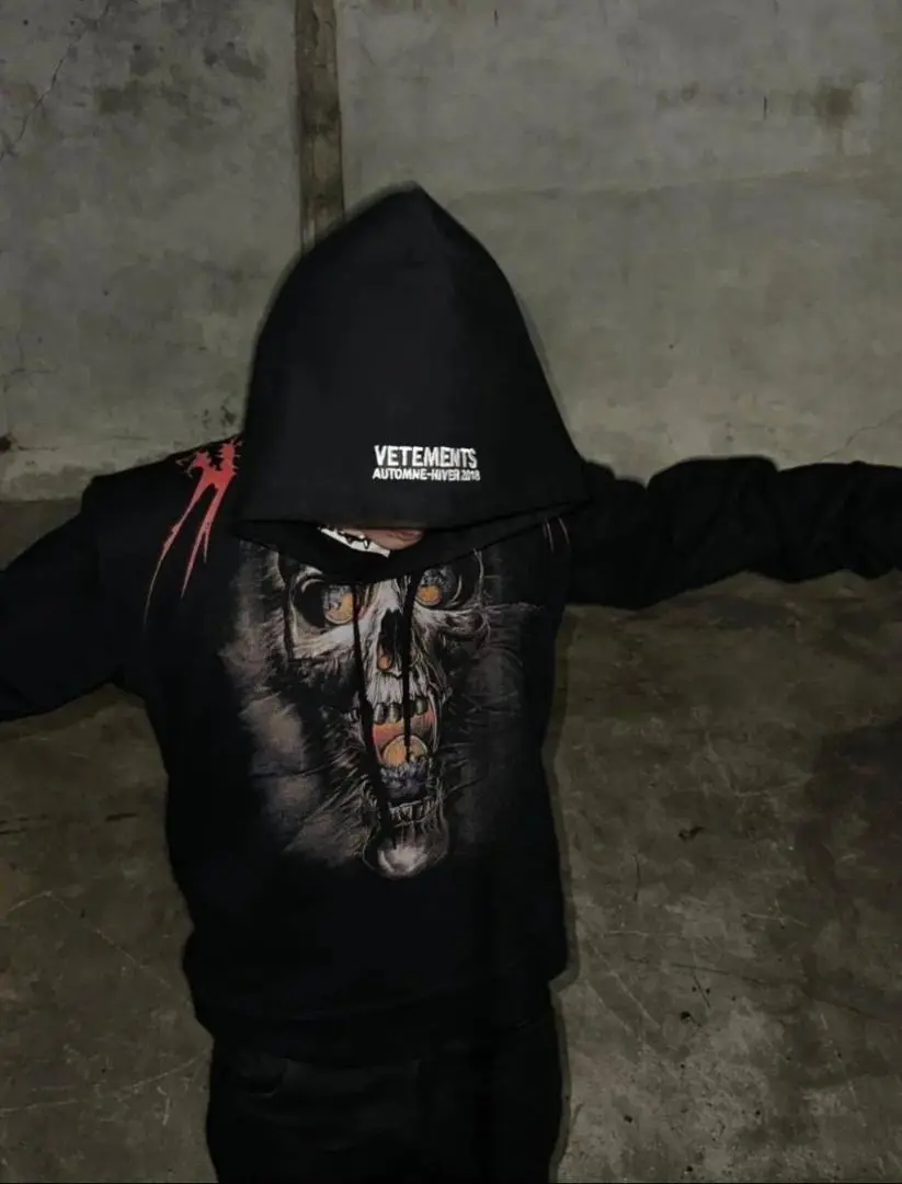 VETEMENTS 17AW スカル パーカー VETEMENTS 17AW スカル パーカー Mサイズ