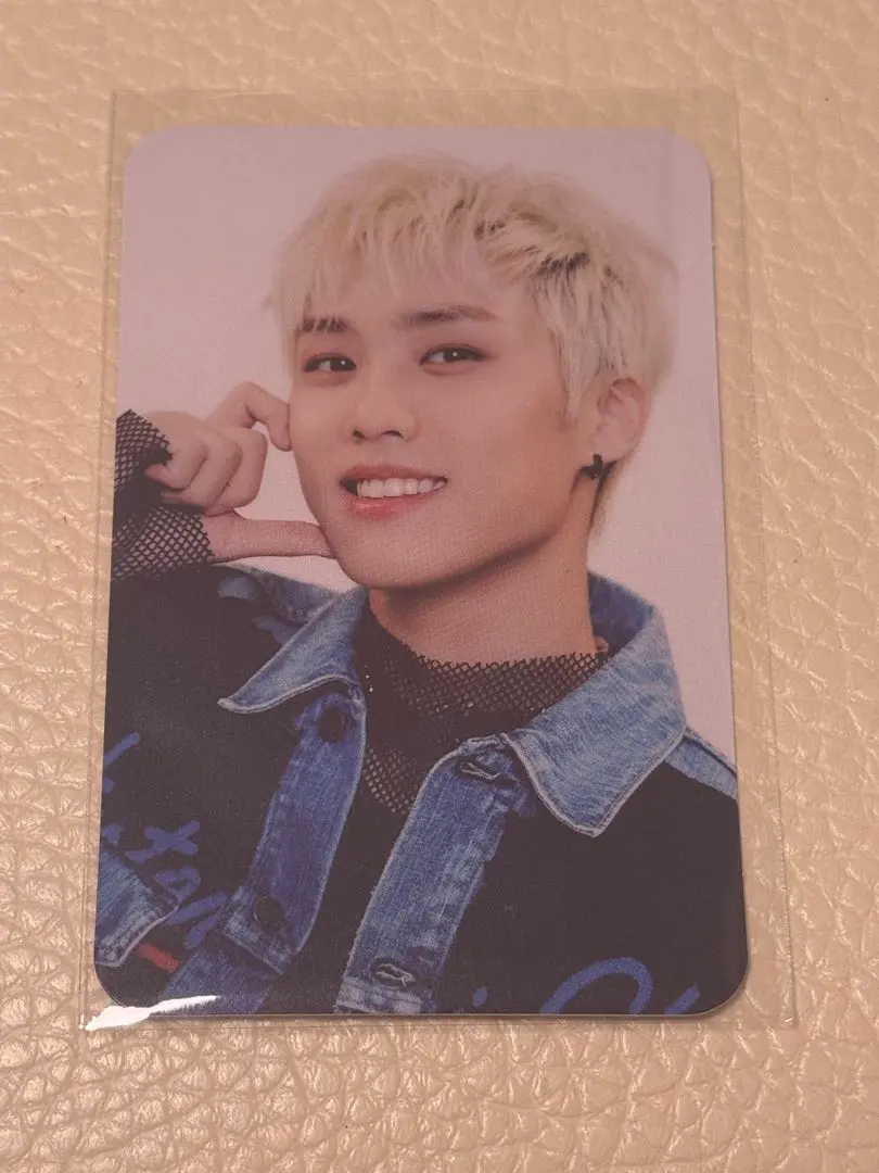 Thumbnail of THE BOYZ Jacob trading card