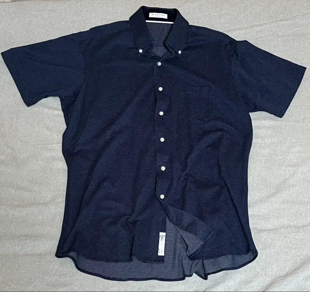 GARAGE ORIHICA 藏青色 圓點花紋 短袖襯衫 的縮圖