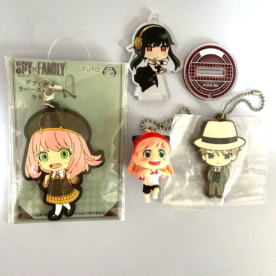 Thumbnail of SPY FAMILY Keychains & Acrylic Stands - Set of 4