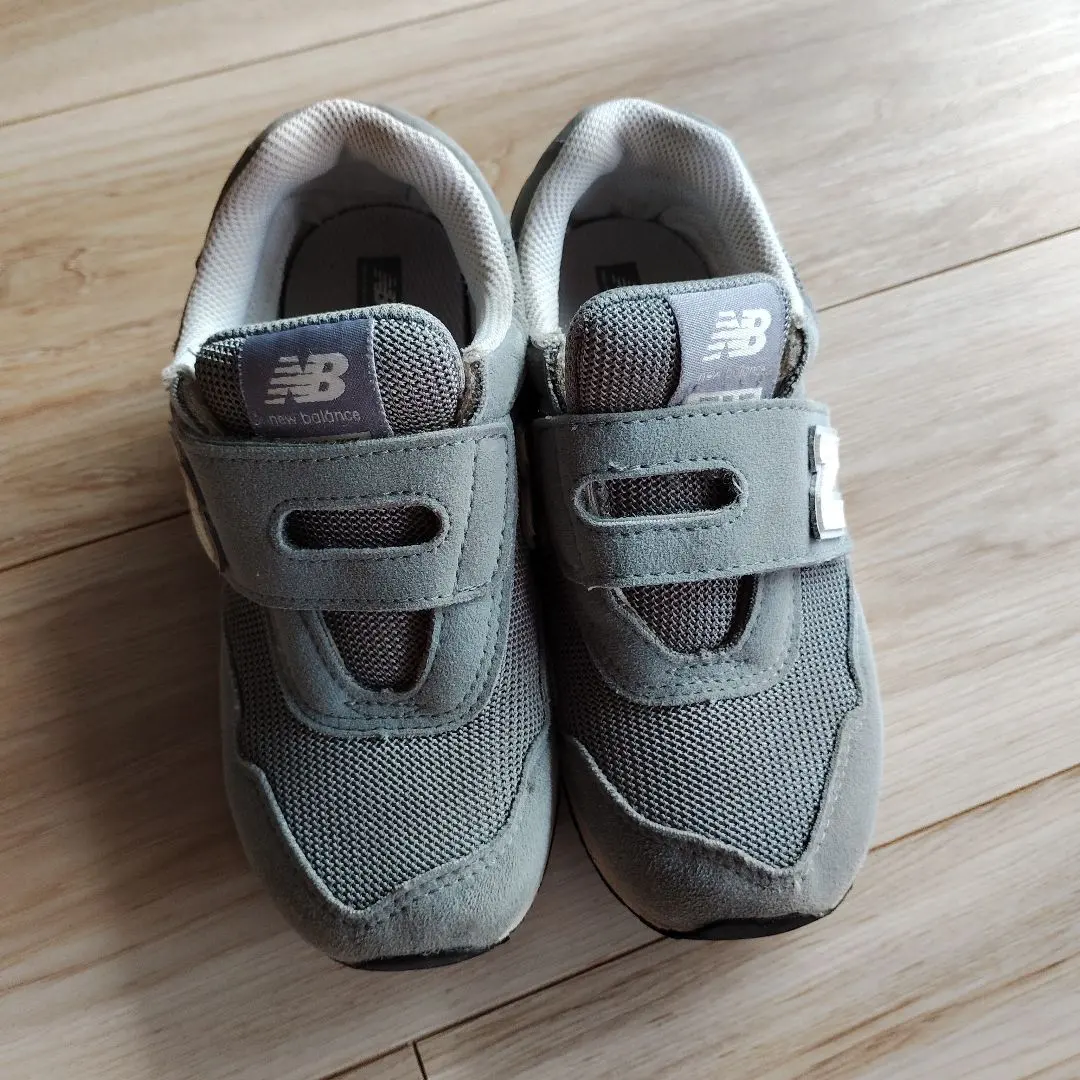 Thumbnail of New Balance gray sneakers with Velcro closure, 18.5 cm