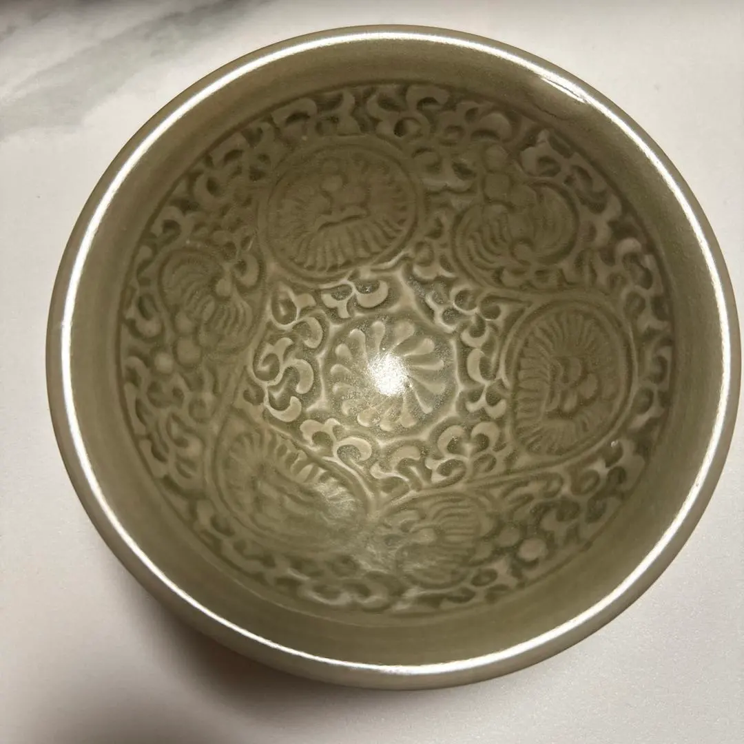 宋代 耀州窯 青瓷 菊花紋 的縮圖