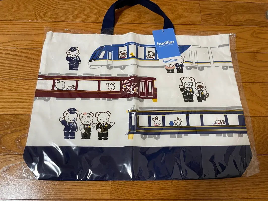 ★値下げ中★近鉄電車×familiar コラボ　定期入れ　しまかぜ　ファミリア 新品 未開封 近鉄電車×familiar コラボ 定期入れ しまかぜ