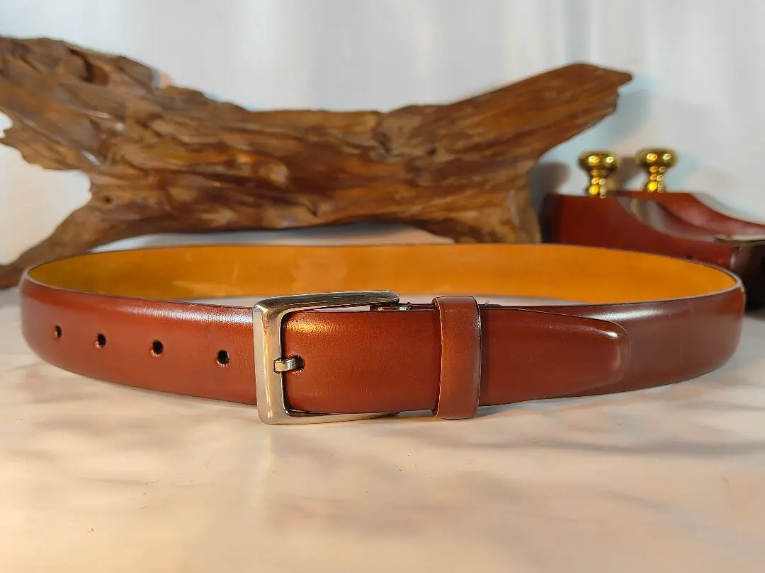 美品 BEAMS SHELL CORDOVAN 32 レザーベルト ブラウン 美品 BEAMS SHELL CORDOVAN 32 レザーベルト ブラウン - メルカリ