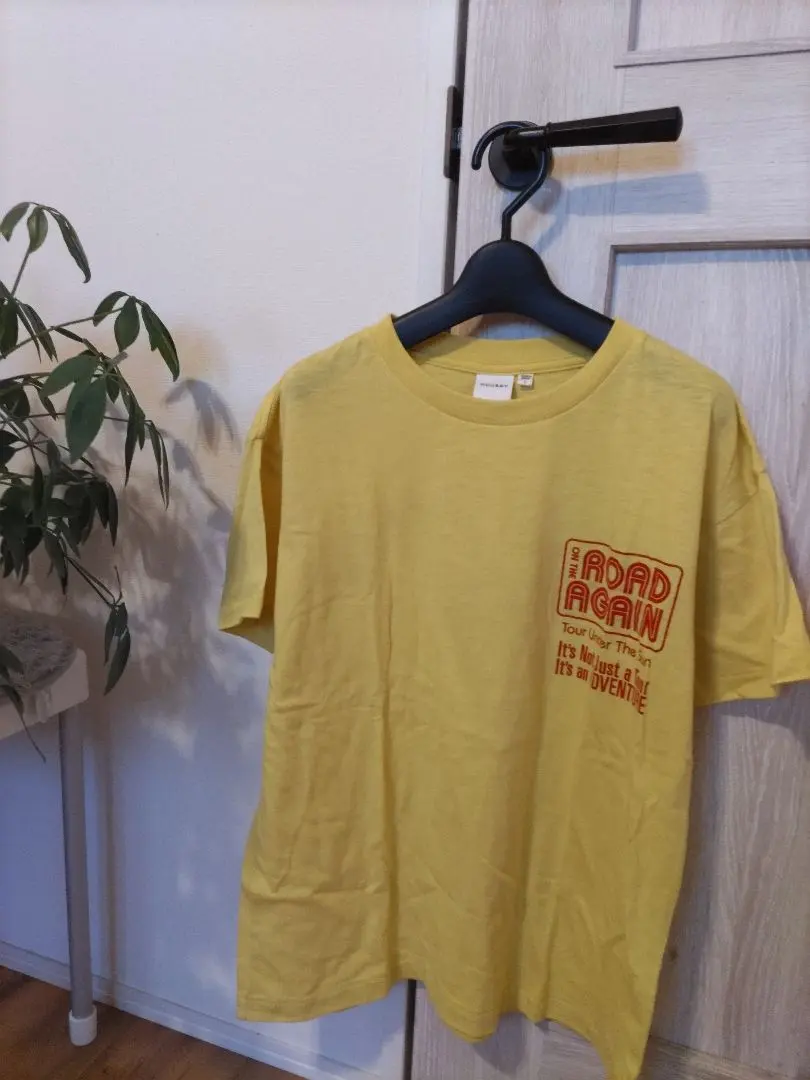 Thumbnail of MOUSSY Yellow Short Sleeve T-shirt F