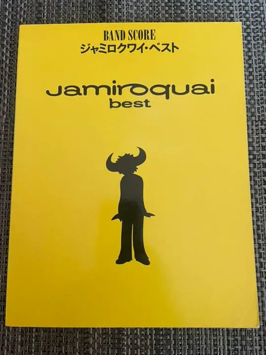 ジャミロクワイ　バンドスコア　楽譜 ジャミロクワイ ベスト バンド・スコア |本 | 通販 | Amazon