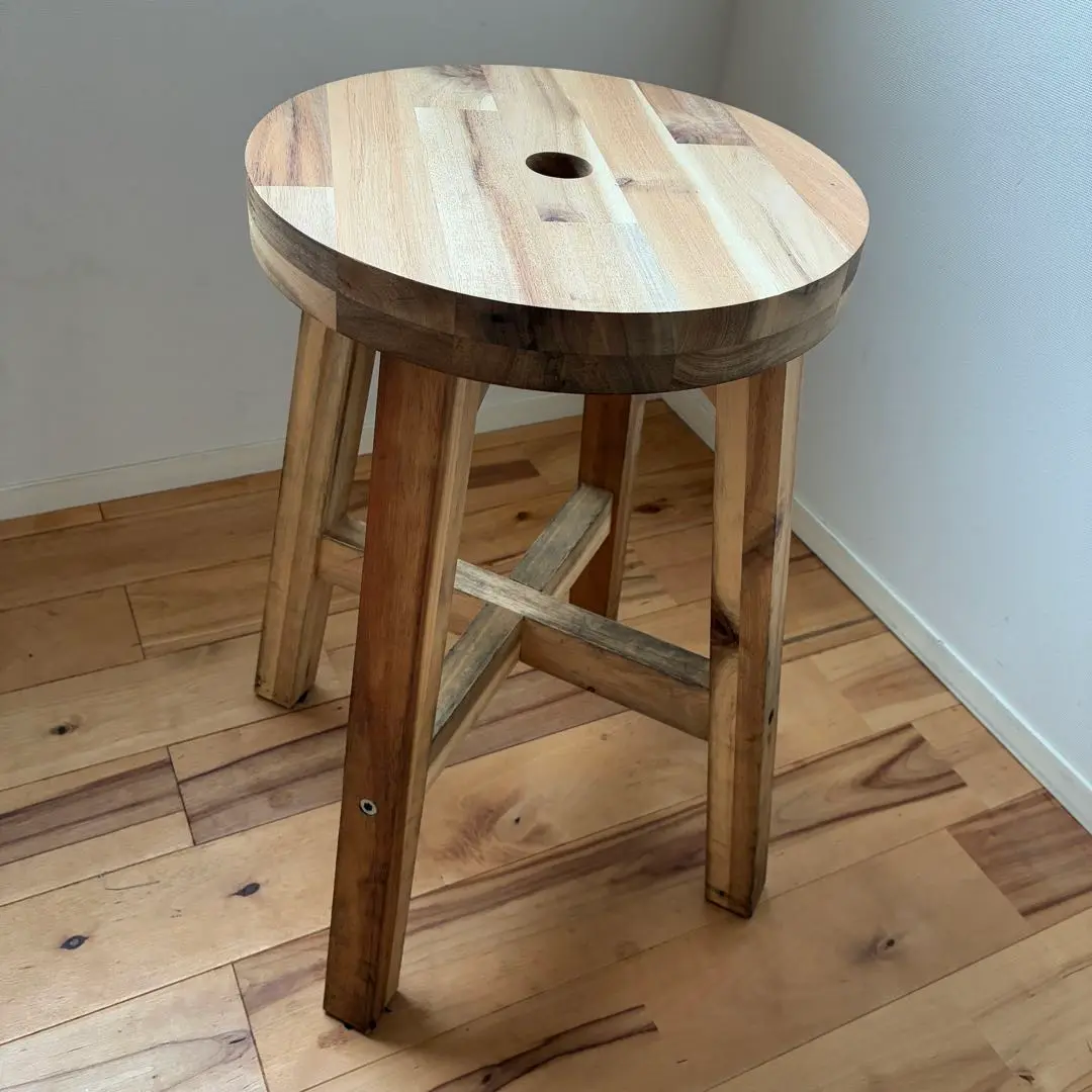 IKEA SKOGSTA ハイスツール　カウンターチェア　 木製 イケア 丸椅子 イケア スツール 美品 IKEA SKOGSTA スコグスタ 直径28cm 高さ
