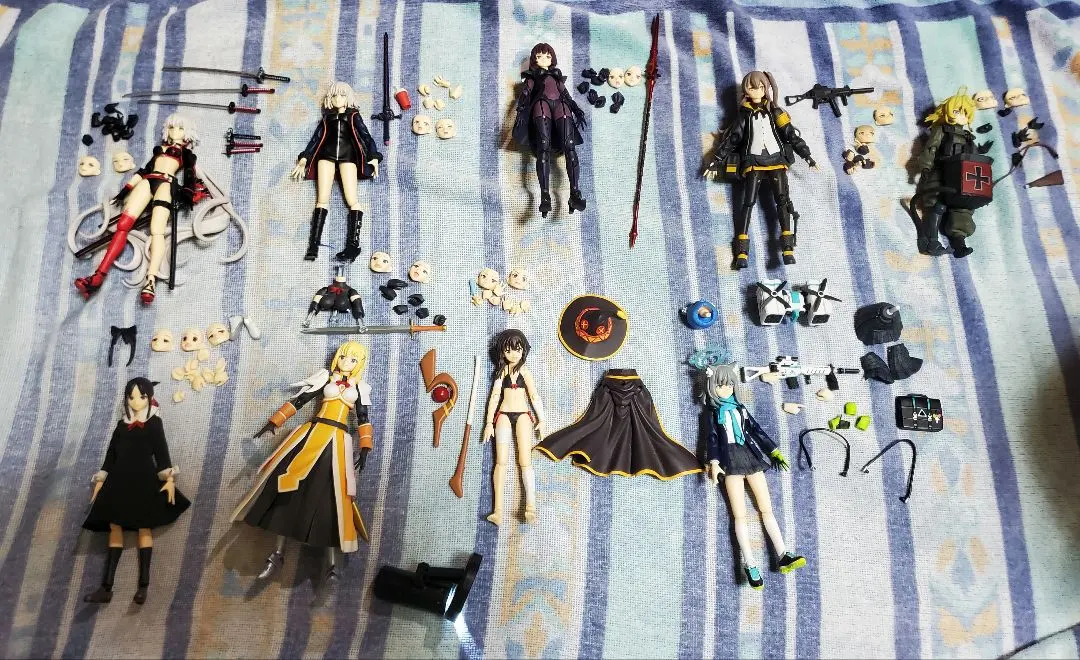 【あと数分で出品取り消し】UMP45 UMP9 セット figma あと数分で出品取り消し】UMP45 UMP9 セット figma MAX Factory