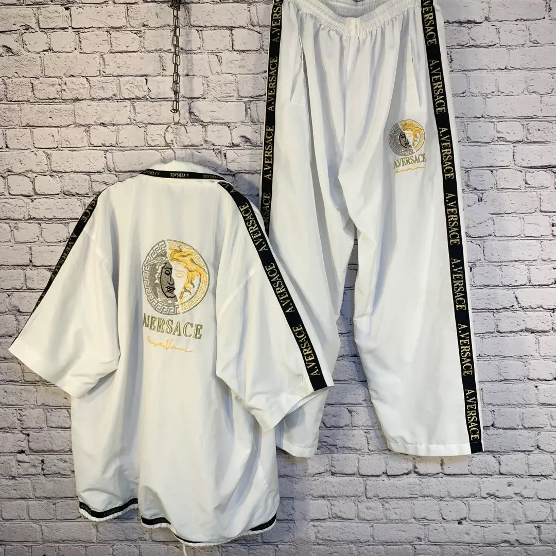 ジャンニヴェルサーチェ♦︎ジャケット♦︎よそ行き♦︎白 Levi's W-NAME BLEACH WHITE DENIM JACKET（デニムジャケット