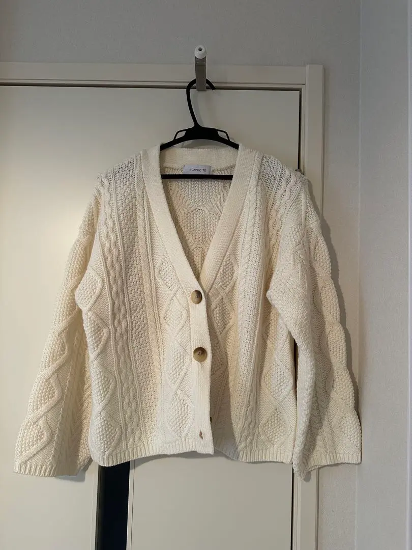 Thumbnail of Beautiful Condition ✨ Ivory Cable Knit Sweater Cardigan