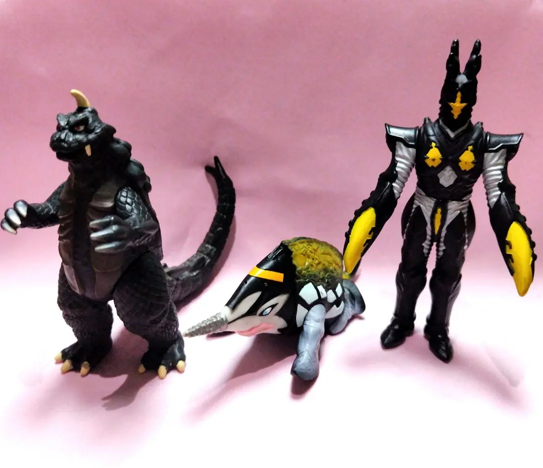 2025年最新】ソフビ ハイパーゼットンの人気アイテム - メルカリ