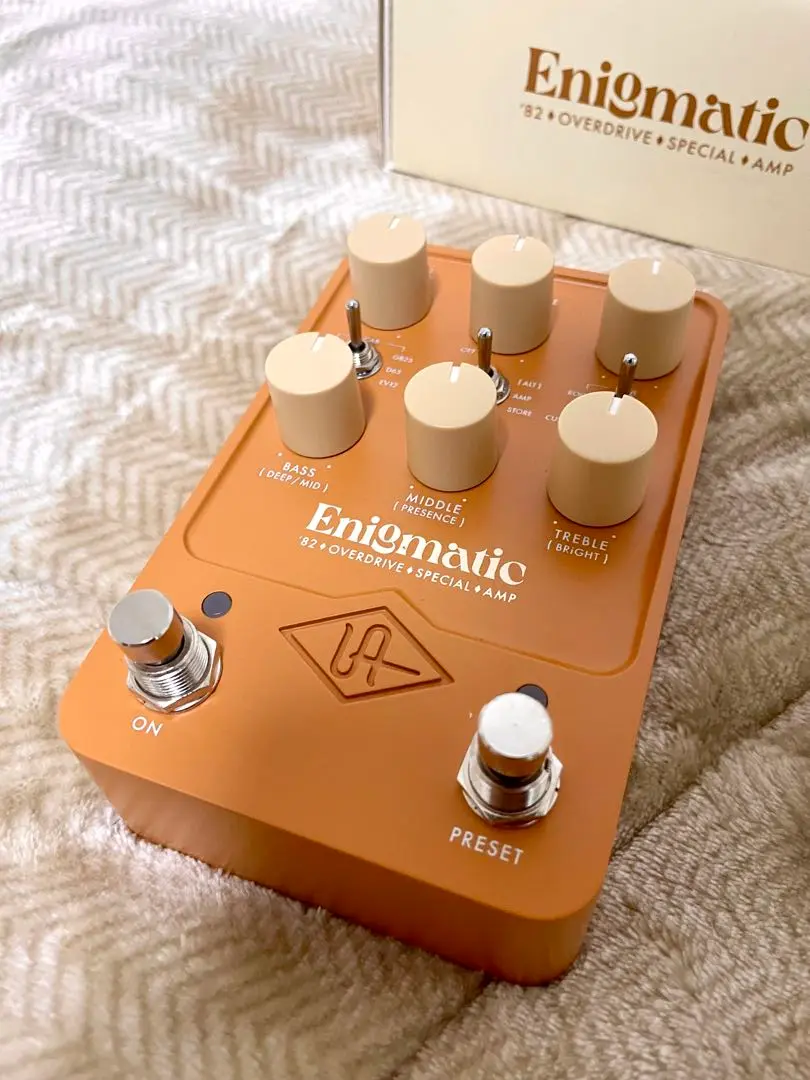 Universal Audio UAFX Enigmatic '82 Overdrive Special Amp