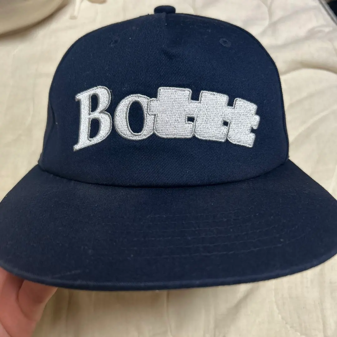 BoTT×ttt コラボキャップ TTTMSWとBoTTが初コラボ アイコニックなロゴをあしらった