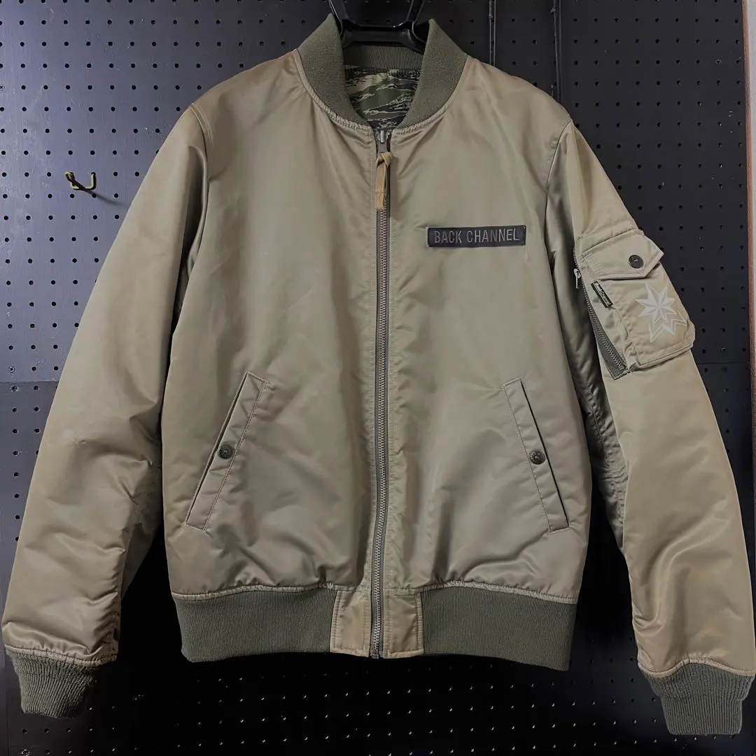 美品 AVIREX×BACK CHANNEL MA-1 ブルゾン カーキ L