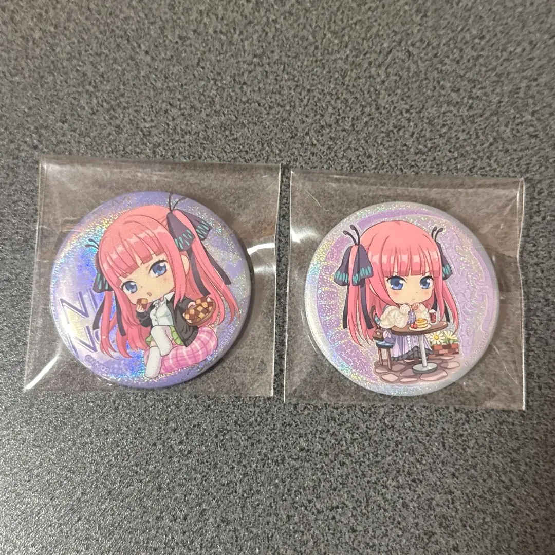 Thumbnail of The Quintessential Quintuplets Gashapon Kuji A-so-to Can Badge Nino Nakano