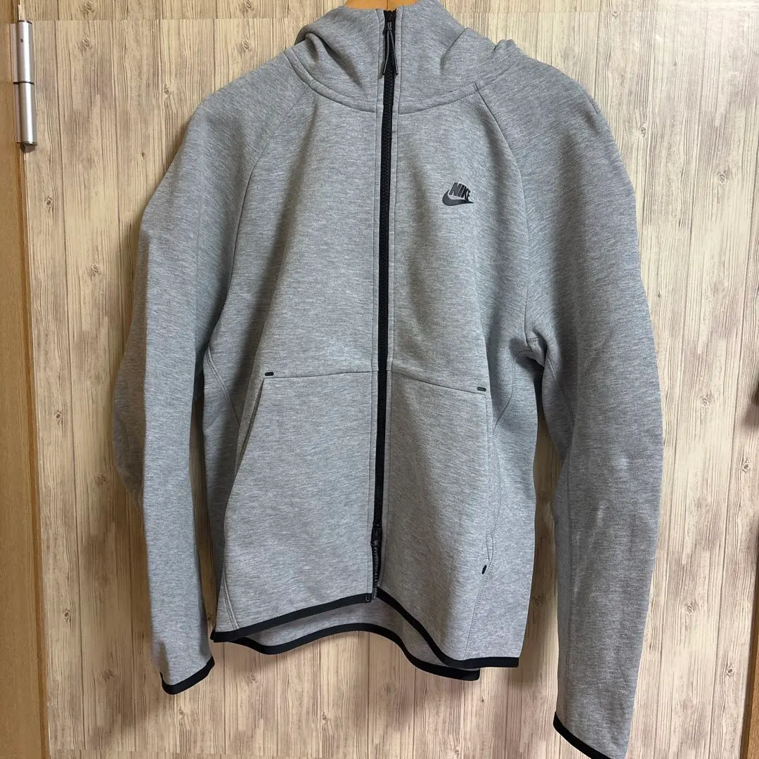 Thumbnail of NIKE Tech Fleece 4-piece set, excellent condition, size L