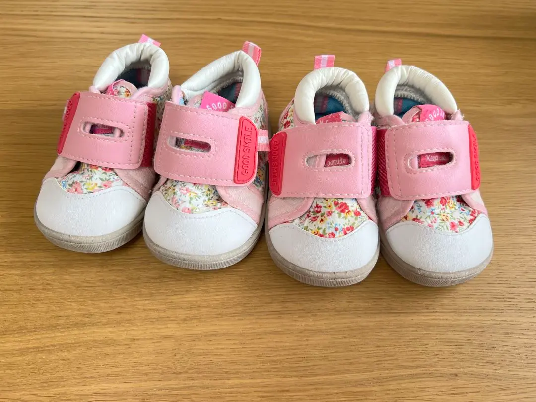 Thumbnail of Kids' shoes, pink, flower, twins, 13 cm