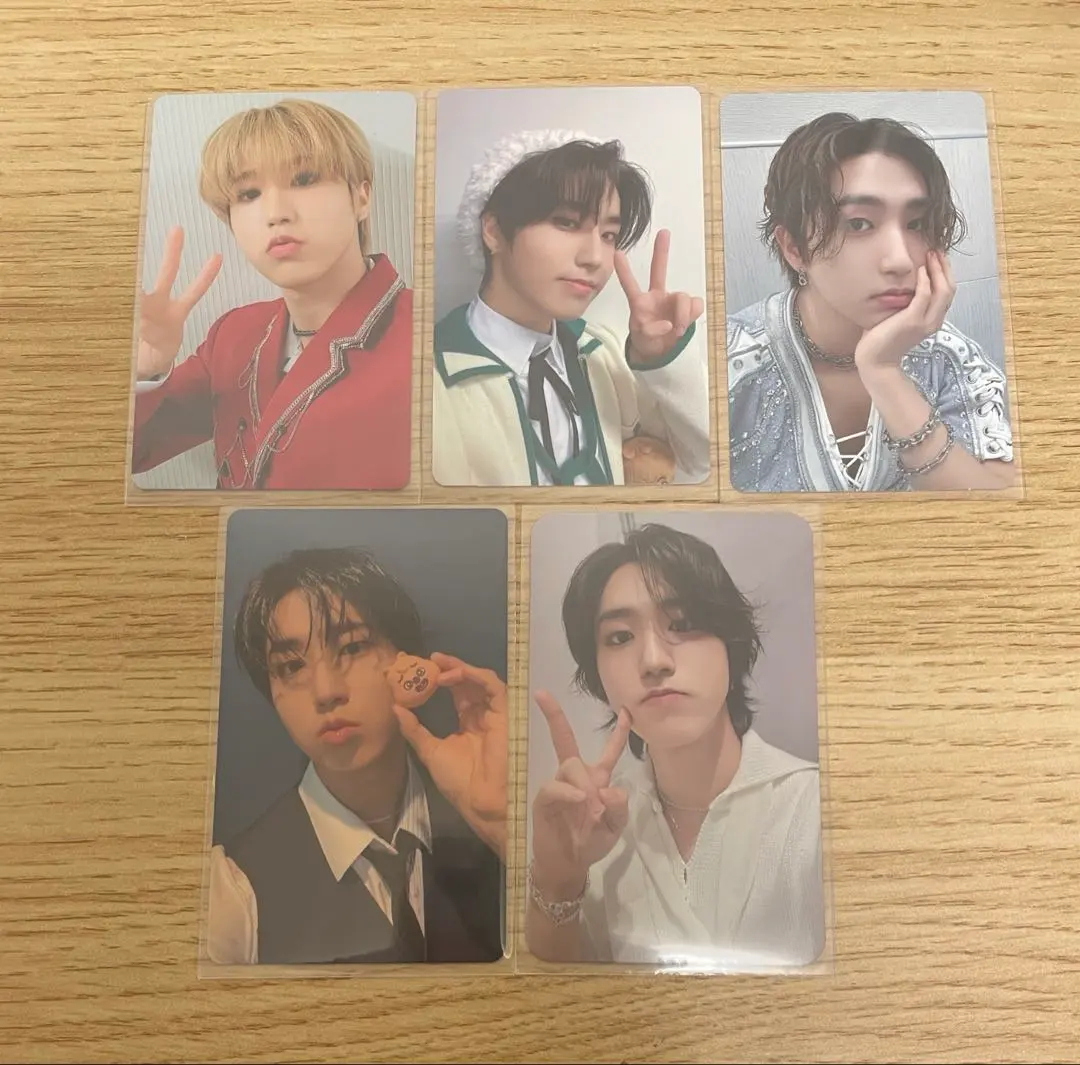 Straykids 韓版 小卡 5張套組 的縮圖