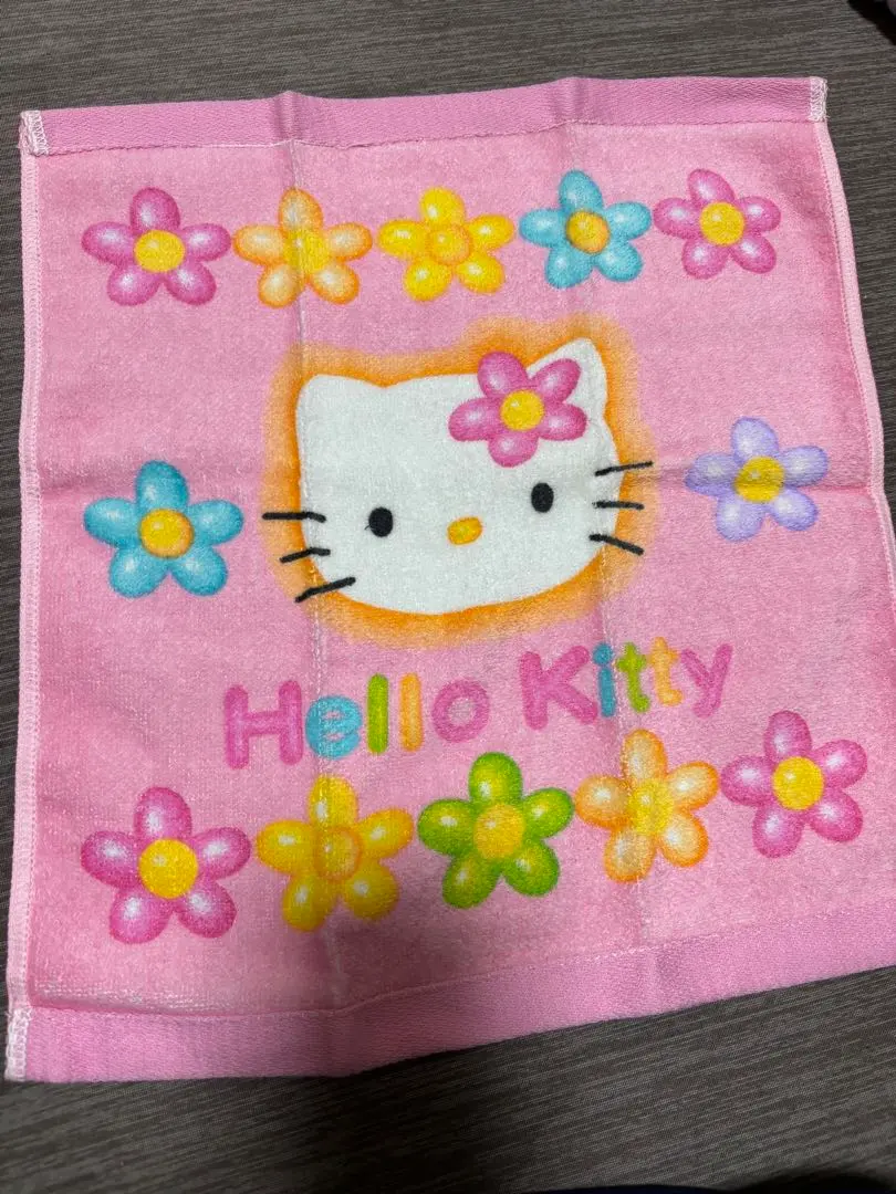 Thumbnail of Heisei Retro Hello Kitty Towel 25cm