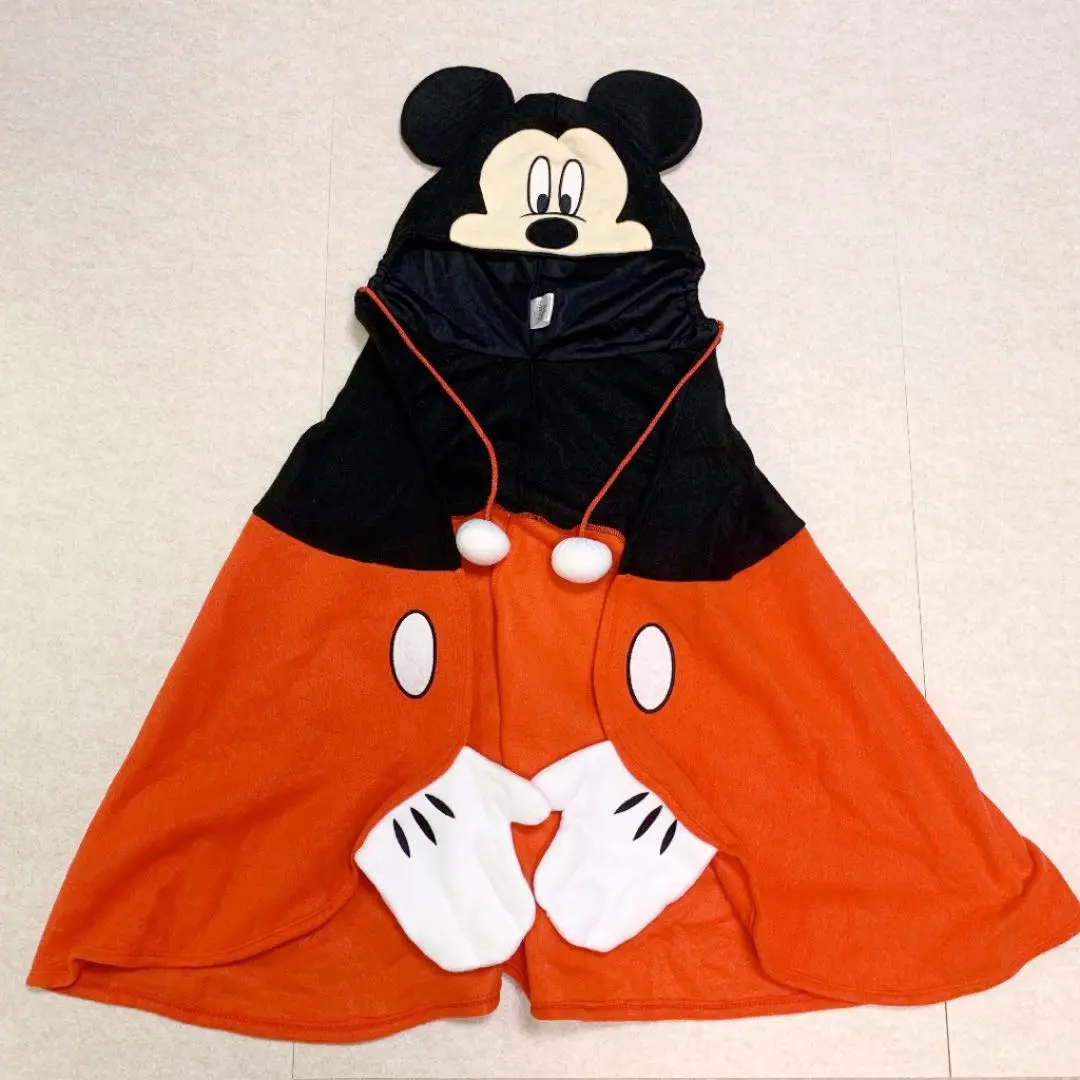 Thumbnail of Disney Mickey Mouse Shoulder Blanket