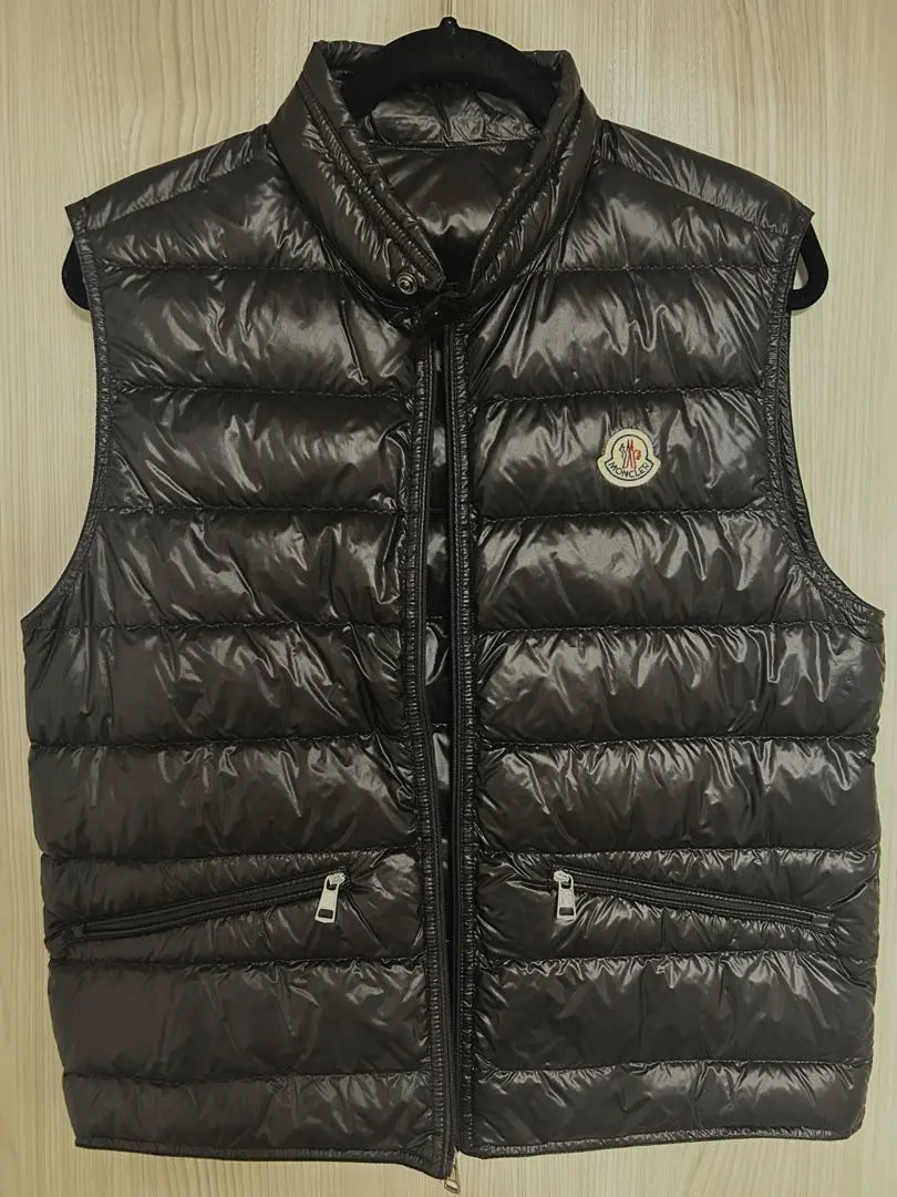 2025年最新】モンクレールMoncler GUIモデル ブラックの人気