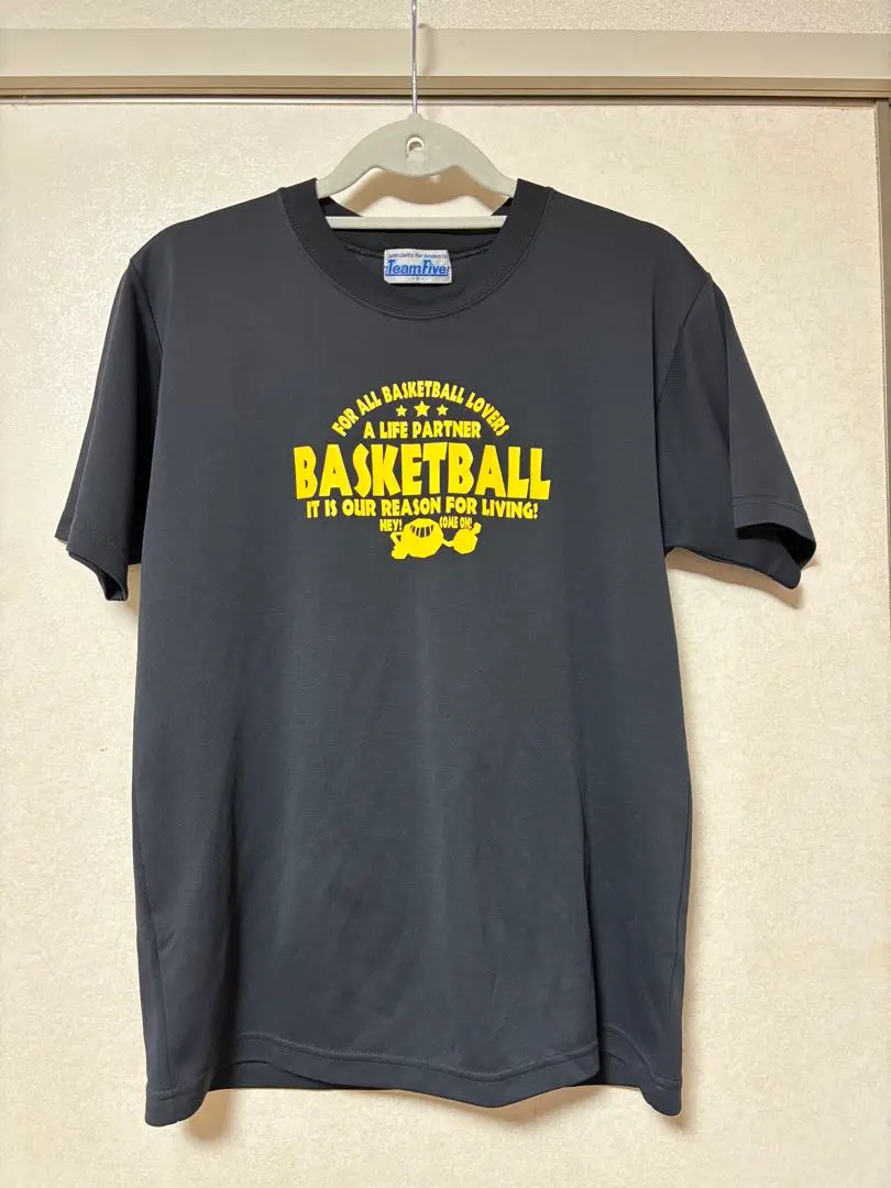 Thumbnail of Basketball T-shirt, black