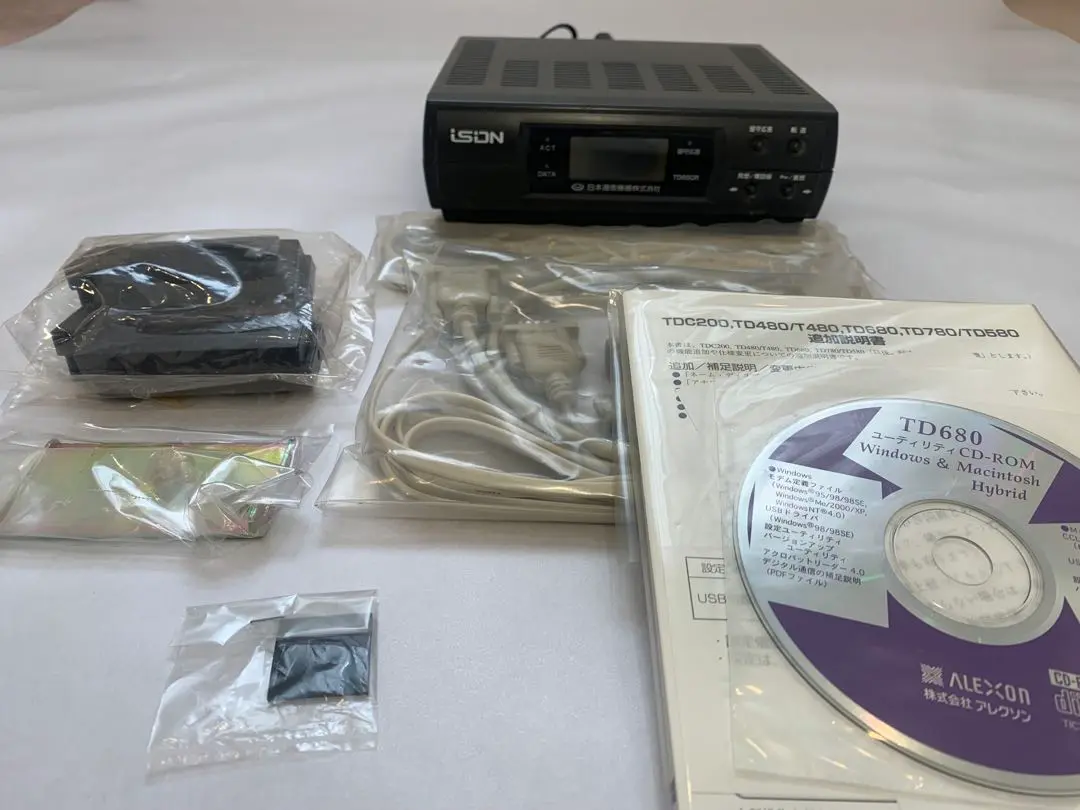 ISDN ルーター TD680R TD680R｜テルワールド（ビジネスフォン周辺機器販売店）