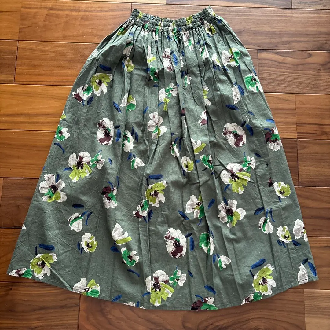 花紋喇叭裙 深綠色系 L 尺寸 的縮圖