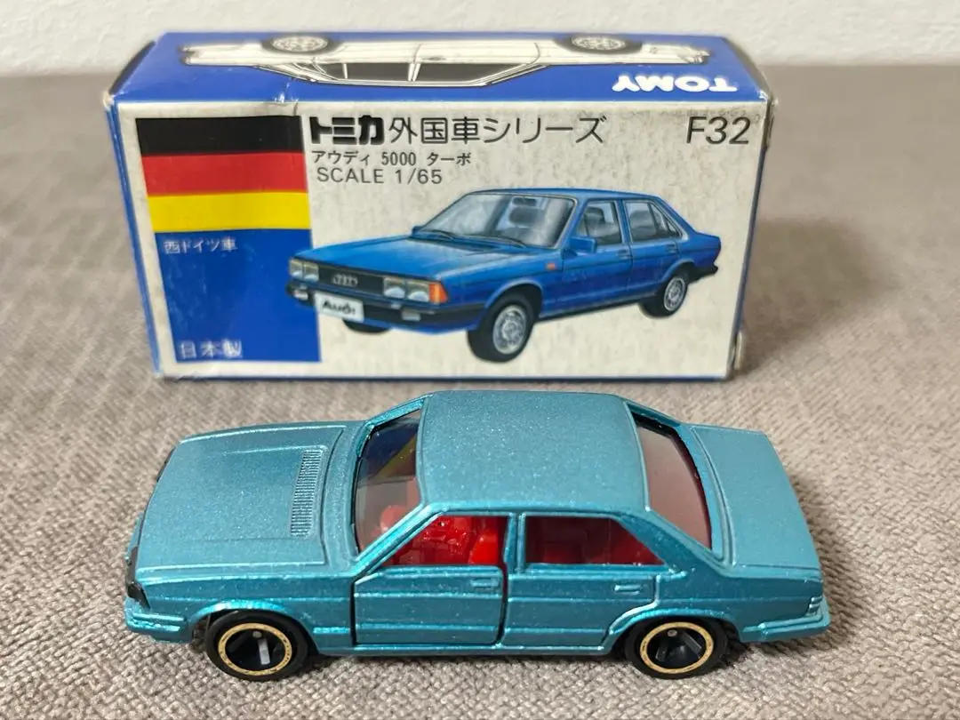 トミカ 輸出用特注 アウディ 5000ターボ NYタクシー仕様 日本製 トミカ 日本製 アウディ 5000ターボタクシー - メルカリ