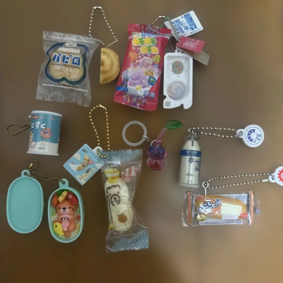 Thumbnail of Capsule Toy Keychain Set Gashapon Pikmin