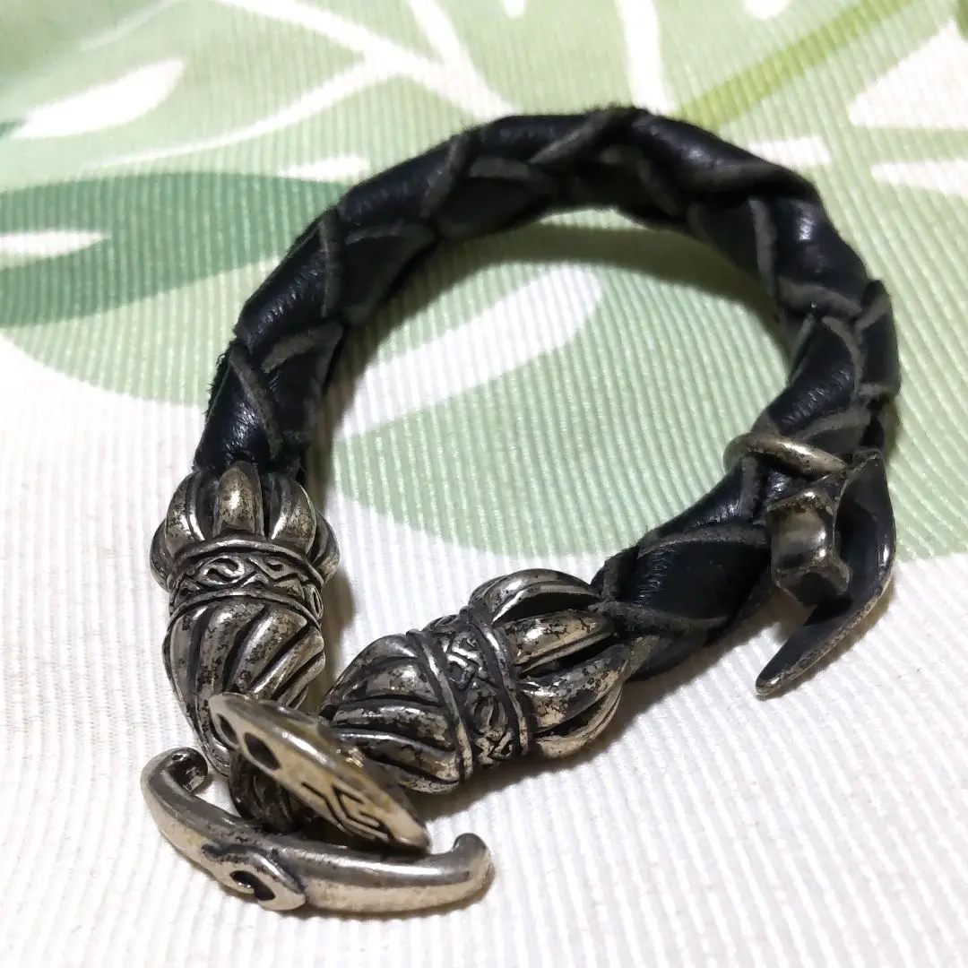 は*ぽ様 最高峰 激重 定価30万 NAGUAL ブレスレット キーチェーン