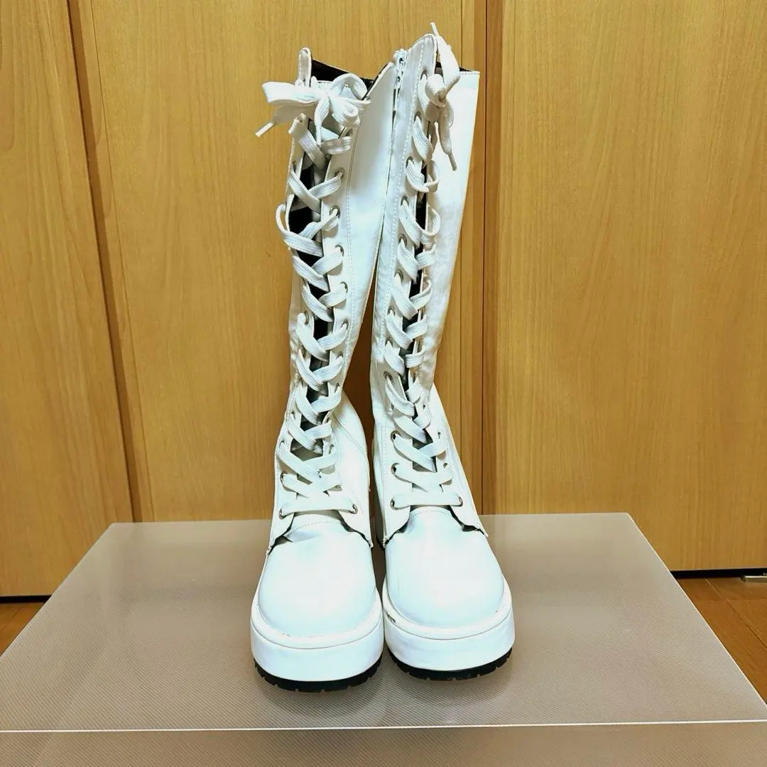 Thumbnail of Cosplay white long boots lace-up