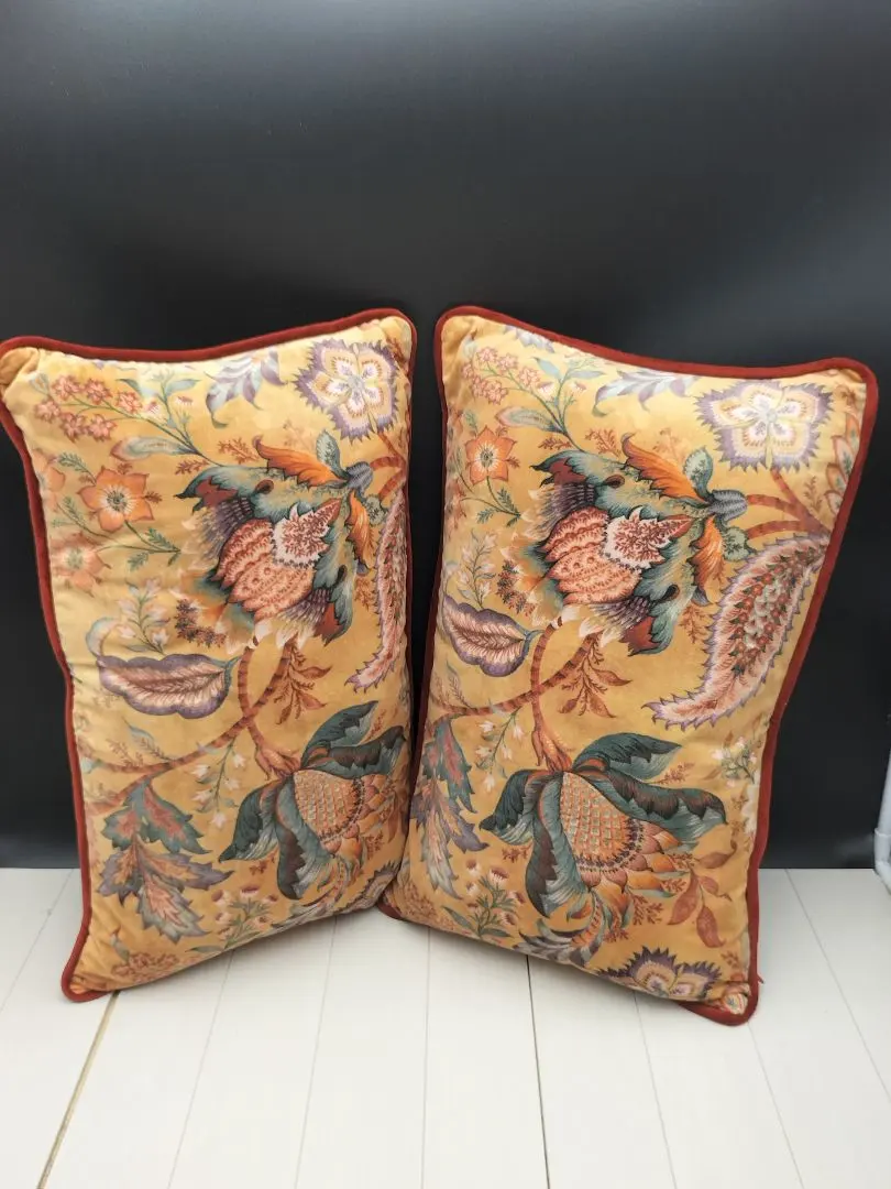 ZARA HOME 花紋靠墊 2個一組◆展示品【L-2509CU1】 的縮圖