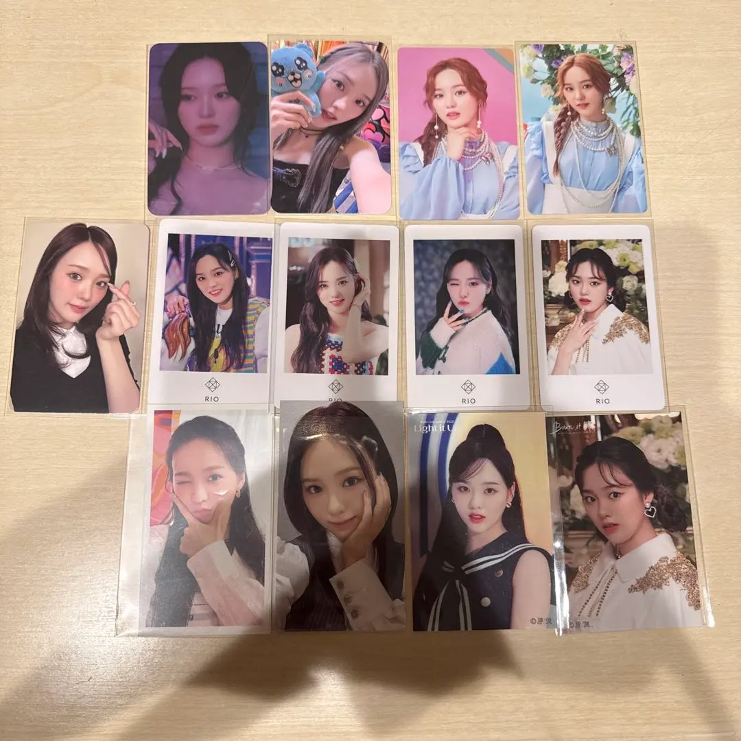 NiziU RIO K-POP 卡片 13張套裝 的縮圖
