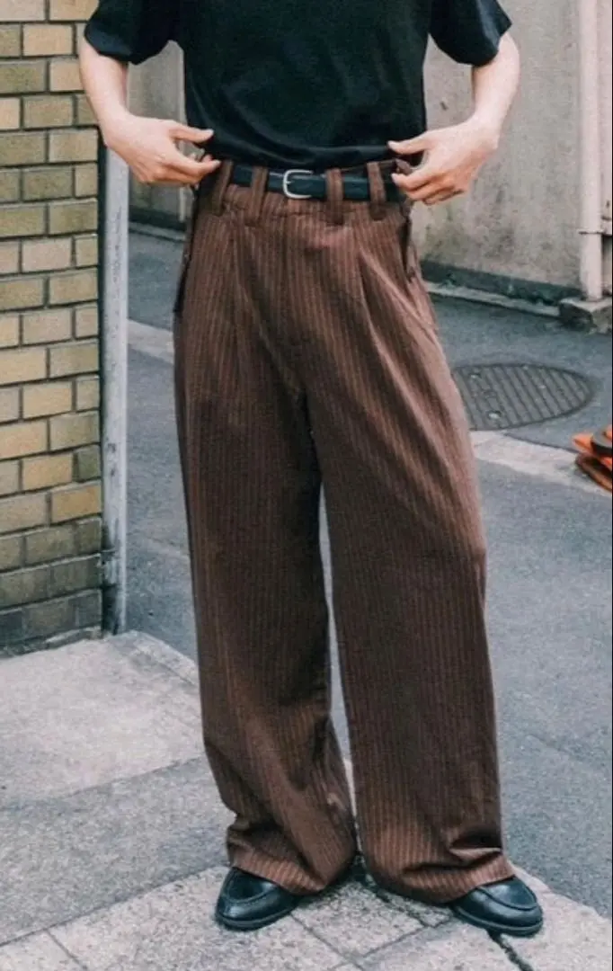 美品 seeksole stripe slacks ブラウン-サイズS ウールセミワイドスラックス ユニセックス chw24a072