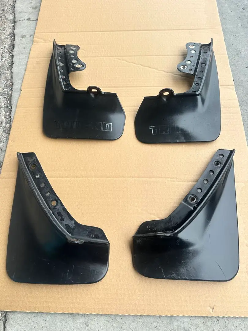 Yahoo!オークション - AE86 トレノ 純正 マッドガード 泥除け 一