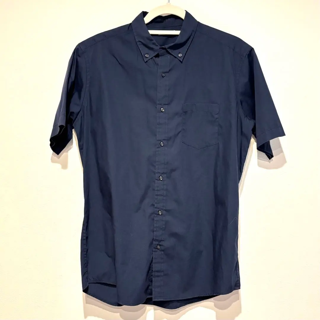 ⭐︎美品⭐︎ GU 男士 襯衫 L 尺寸 短袖 海軍藍 鈕扣襯衫 的縮圖