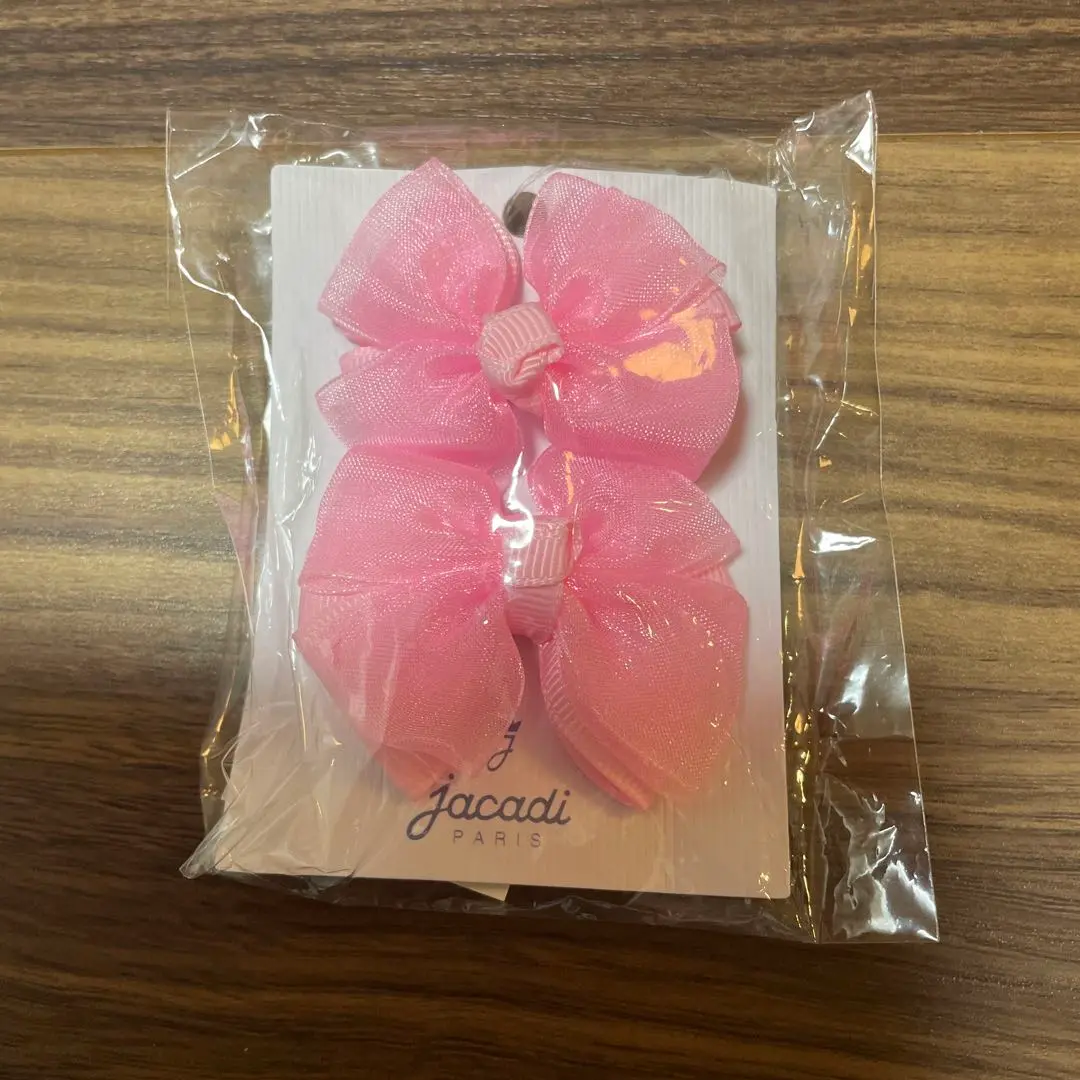 Jacadi 粉色蝴蝶結髮夾 的縮圖