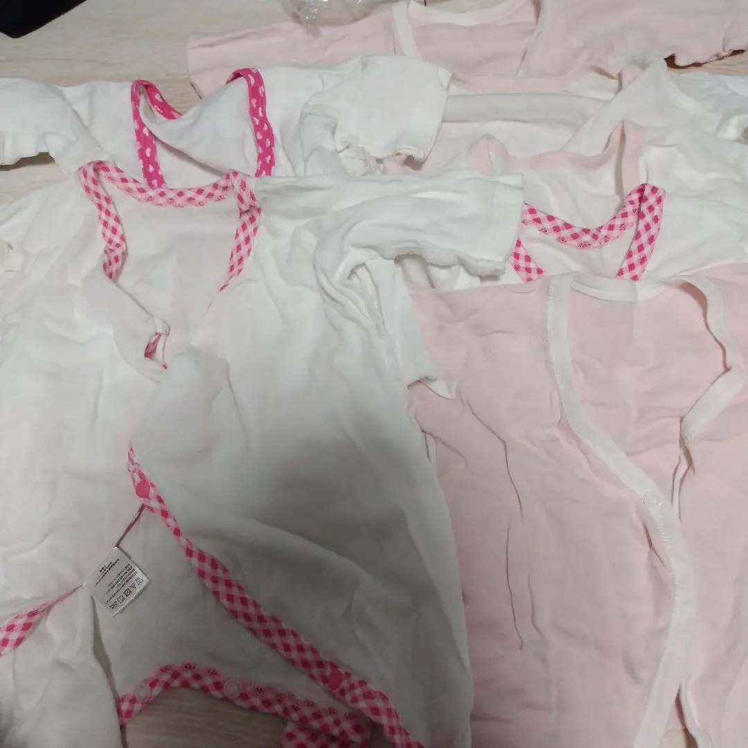 和尚服 白色與粉色 7件套 的縮圖