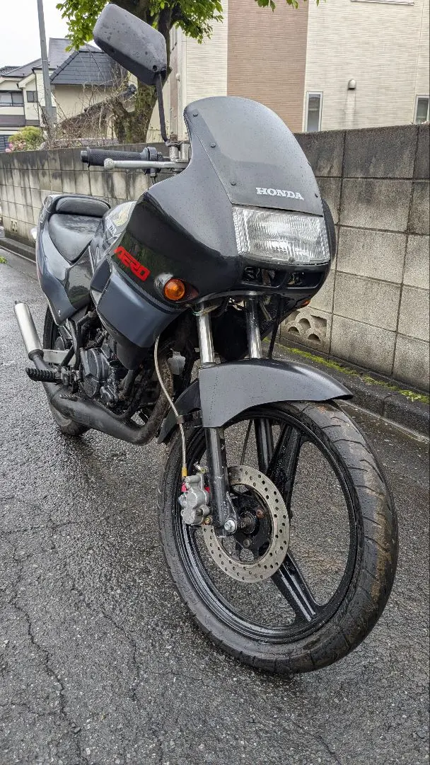 ns50f カウル ns50fのカウルについてです。純正のカウルがあまり好みじゃない